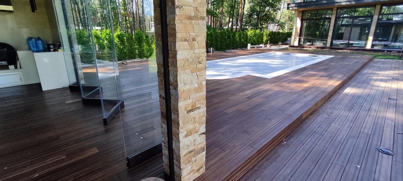 6523899906_6523899906